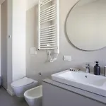 Hacca Collection - Luxury Porta Volta-brera 2br With Terrace Mailand