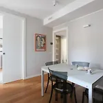 Hacca Collection - Luxury Porta Volta-brera 2br With Terrace Apartment