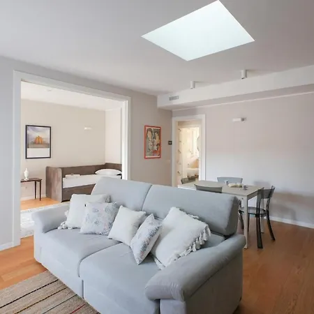 Hacca Collection - Luxury Porta Volta-brera 2br With Terrace Milano