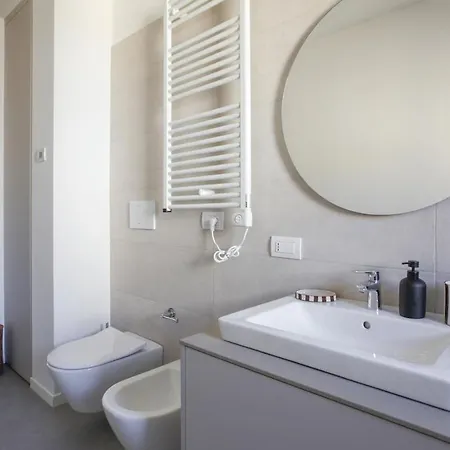 Hacca Collection - Luxury Porta Volta-brera 2br With Terrace Milano