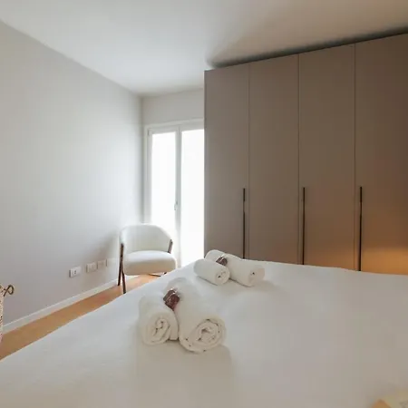 Hacca Collection - Luxury Porta Volta-brera 2br With Terrace * Milano
